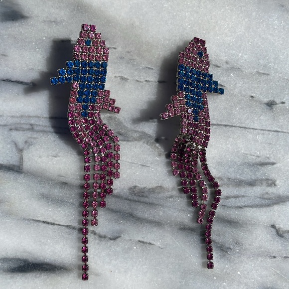 Dorothy Bauer Jewelry - Vintage 80s Bauer Koi clip earrings in pink & blue rhinestones with dangle tail